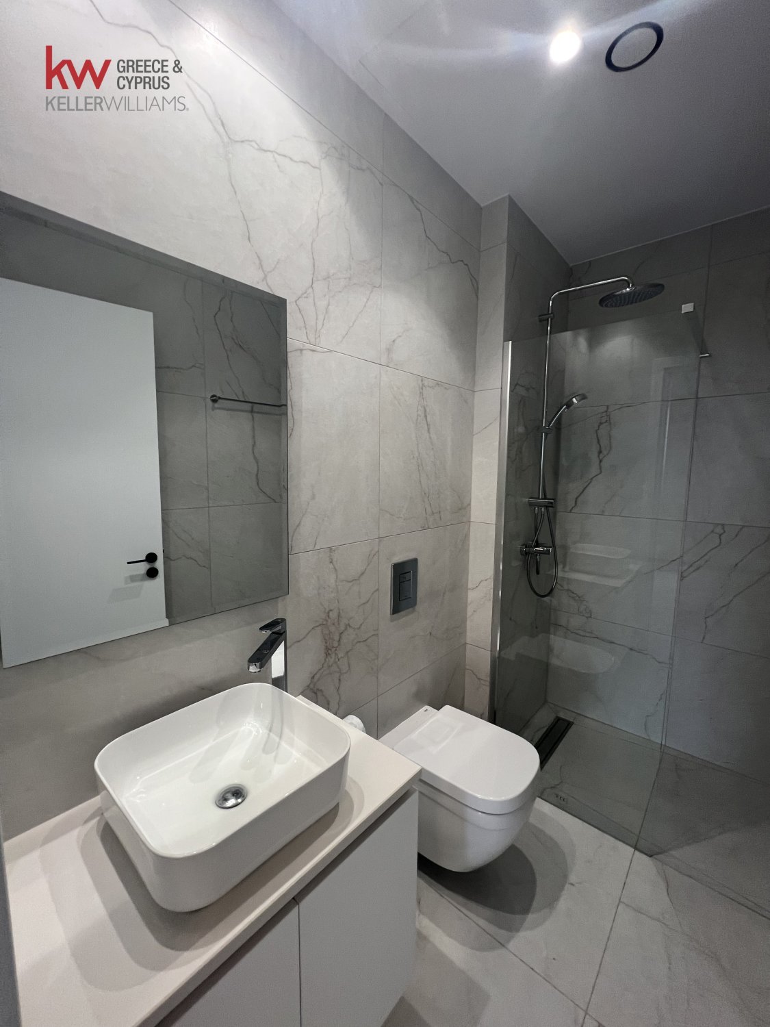 2 bedrooms Apartment in Larnaca, Larnaka, Cyprus No. 39968