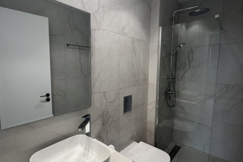 2 bedrooms Apartment in Larnaca, Larnaka, No. 39968 15