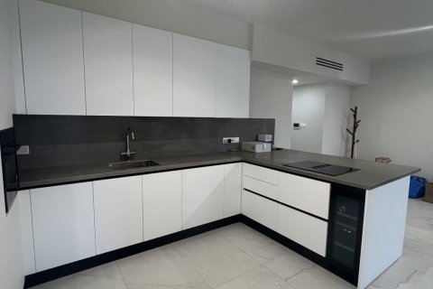 2 bedrooms Apartment in Larnaca, Larnaka, No. 39968 6