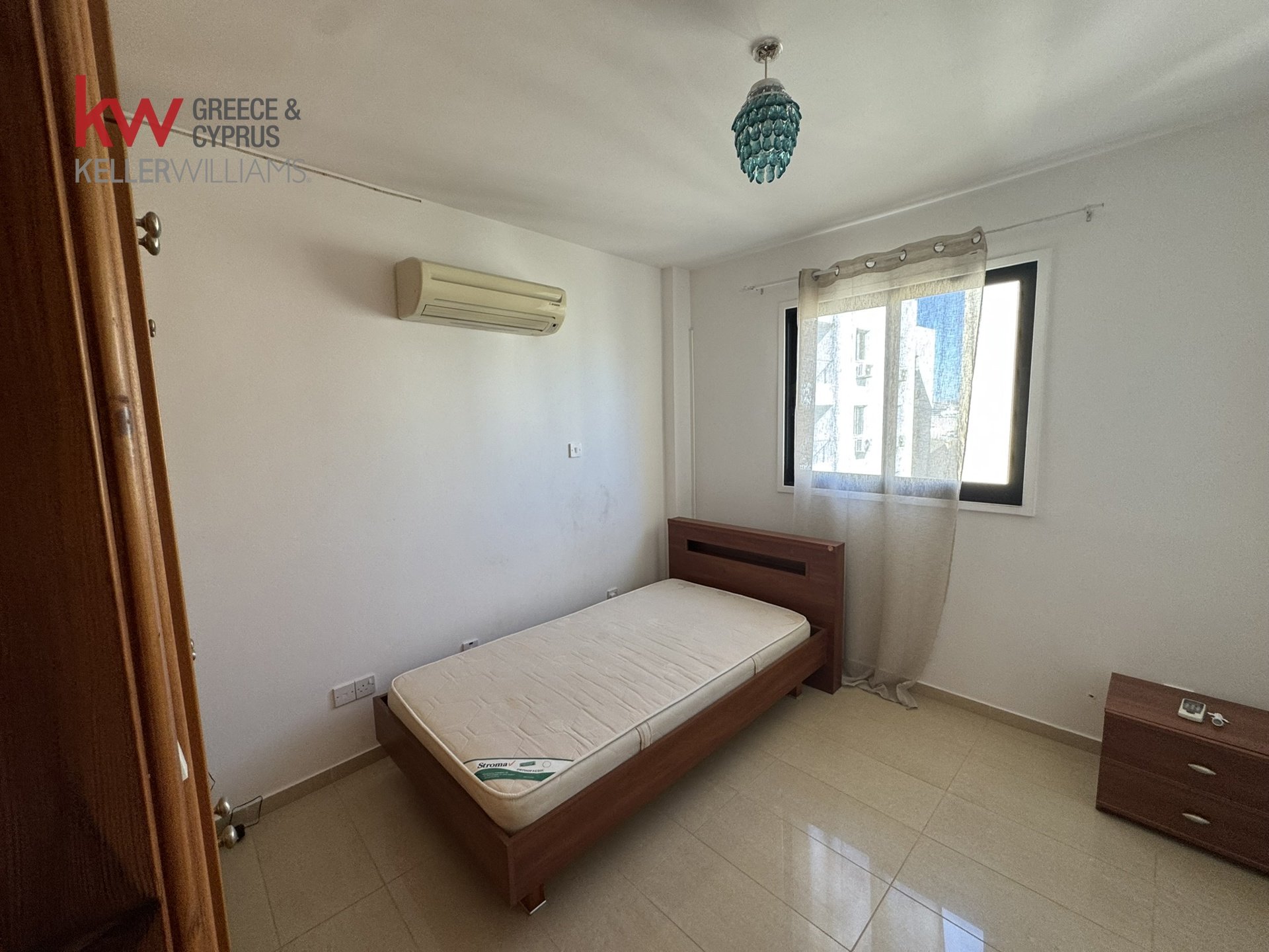 3 bedrooms Apartment in Larnaca, Larnaka, Cyprus No. 39964