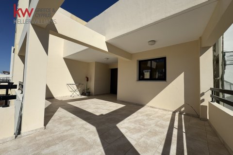 3 bedrooms Apartment in Larnaca, Larnaka,  No. 39964 13