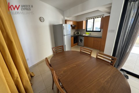 3 bedrooms Apartment in Larnaca, Larnaka,  No. 39964 8