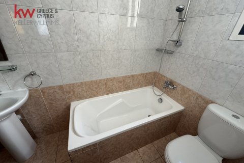 3 bedrooms Apartment in Larnaca, Larnaka,  No. 39964 24