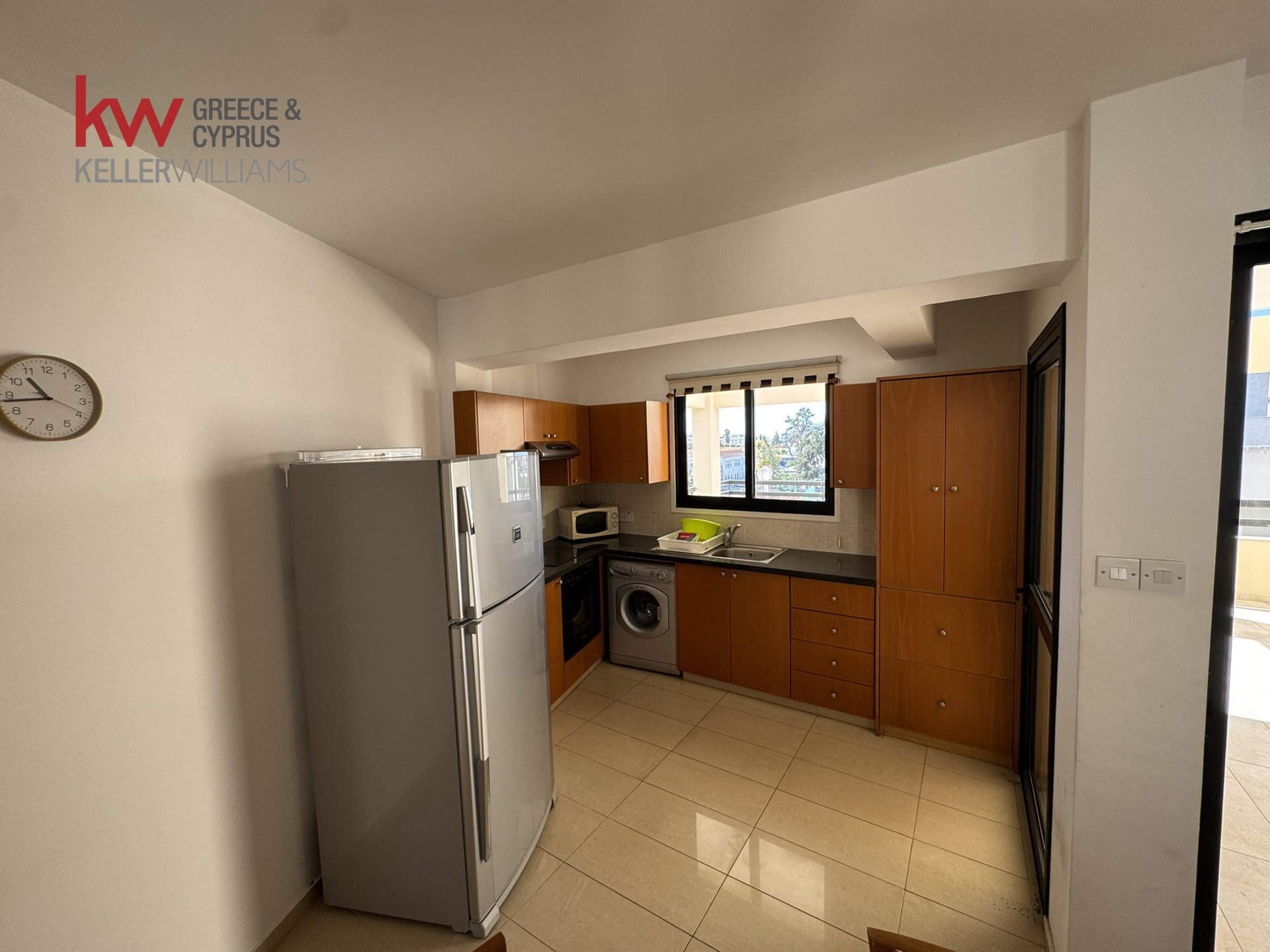 3 bedrooms Apartment in Larnaca, Larnaka, Cyprus No. 39964
