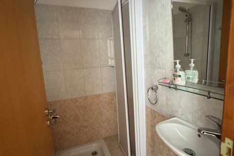 3 bedrooms Apartment in Larnaca, Larnaka,  No. 39964 18