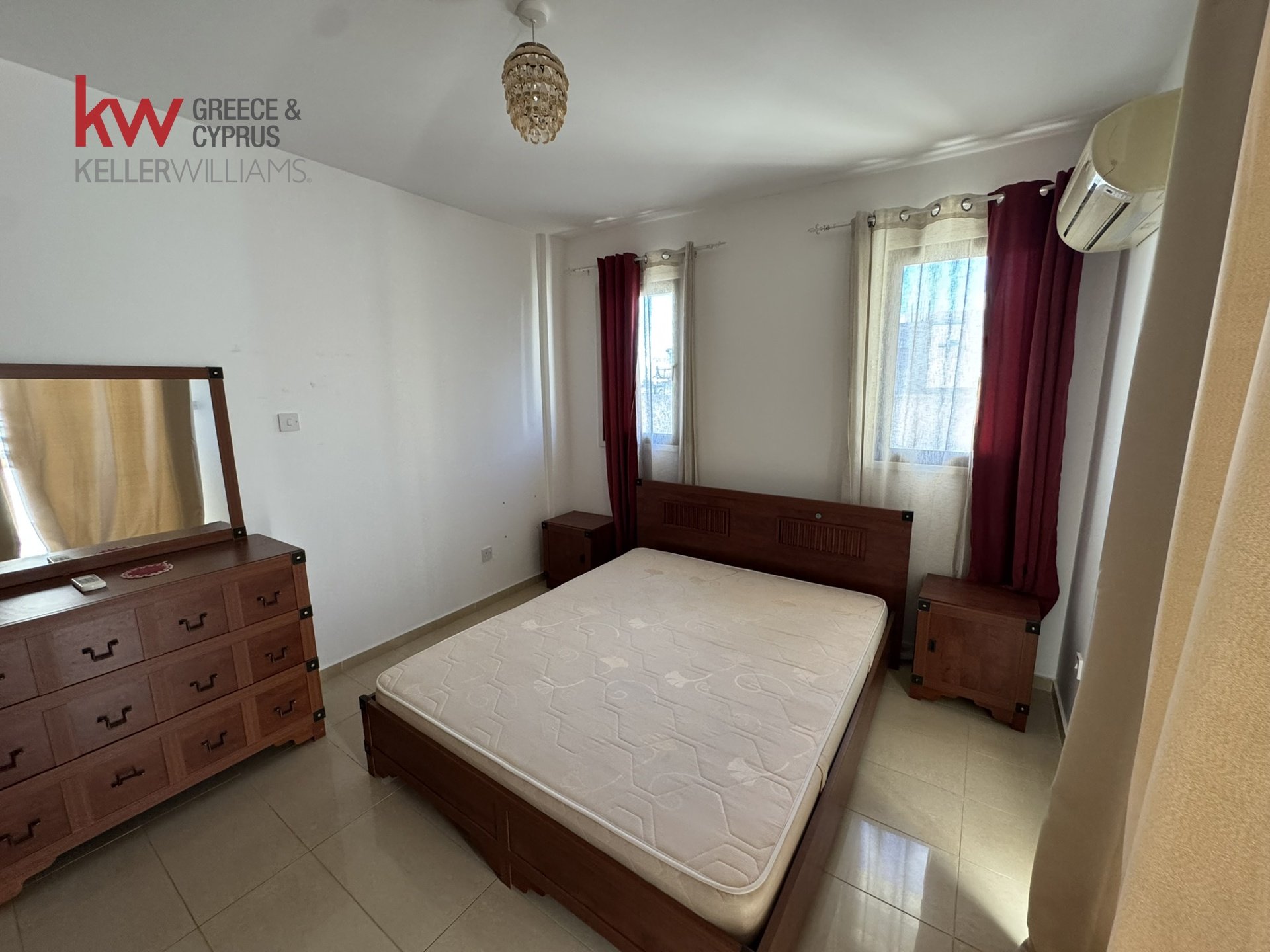 3 bedrooms Apartment in Larnaca, Larnaka, Cyprus No. 39964