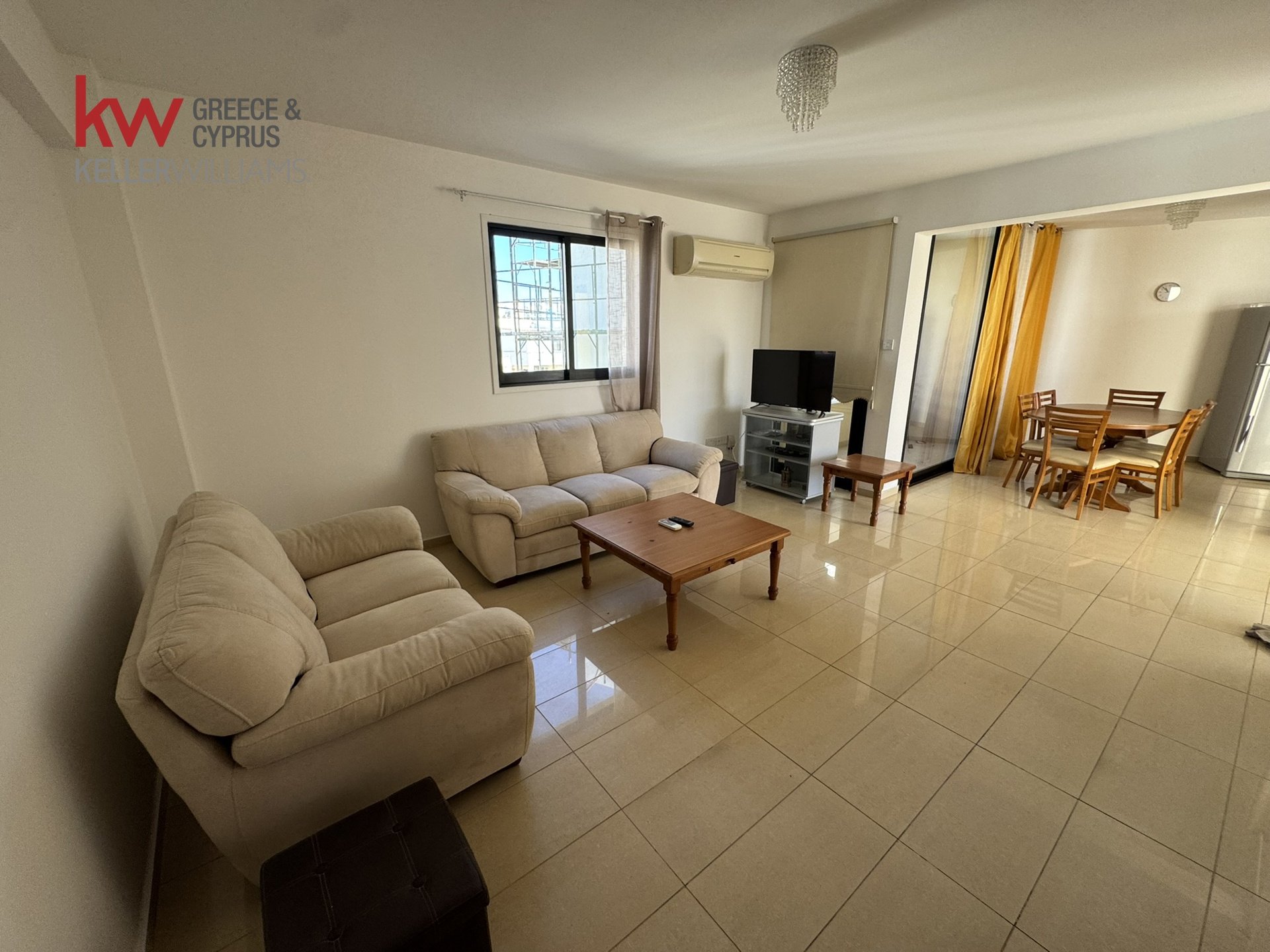 3 bedrooms Apartment in Larnaca, Larnaka, Cyprus No. 39964