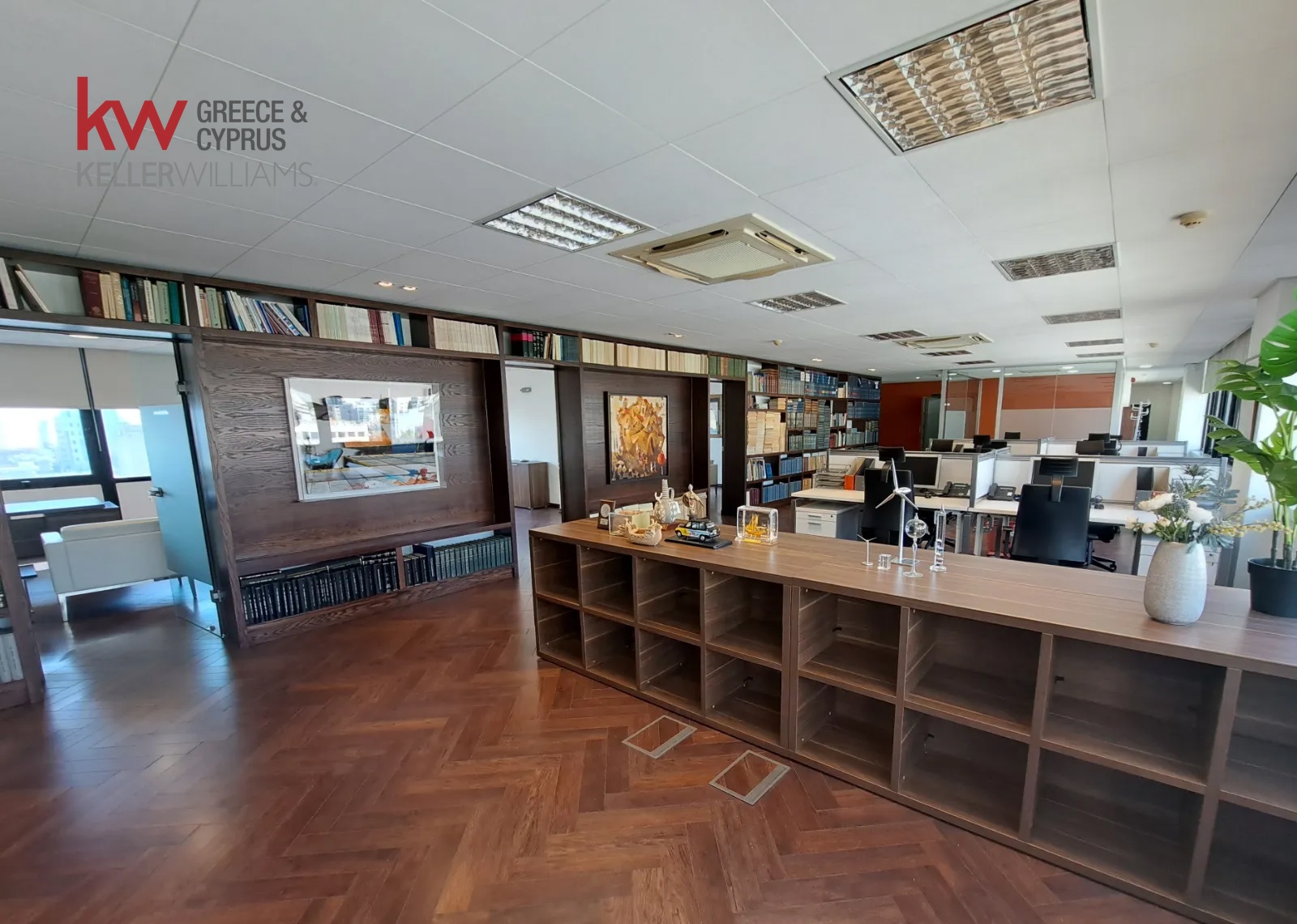 6 rooms Office in Nicosia, Cyprus No. 39969