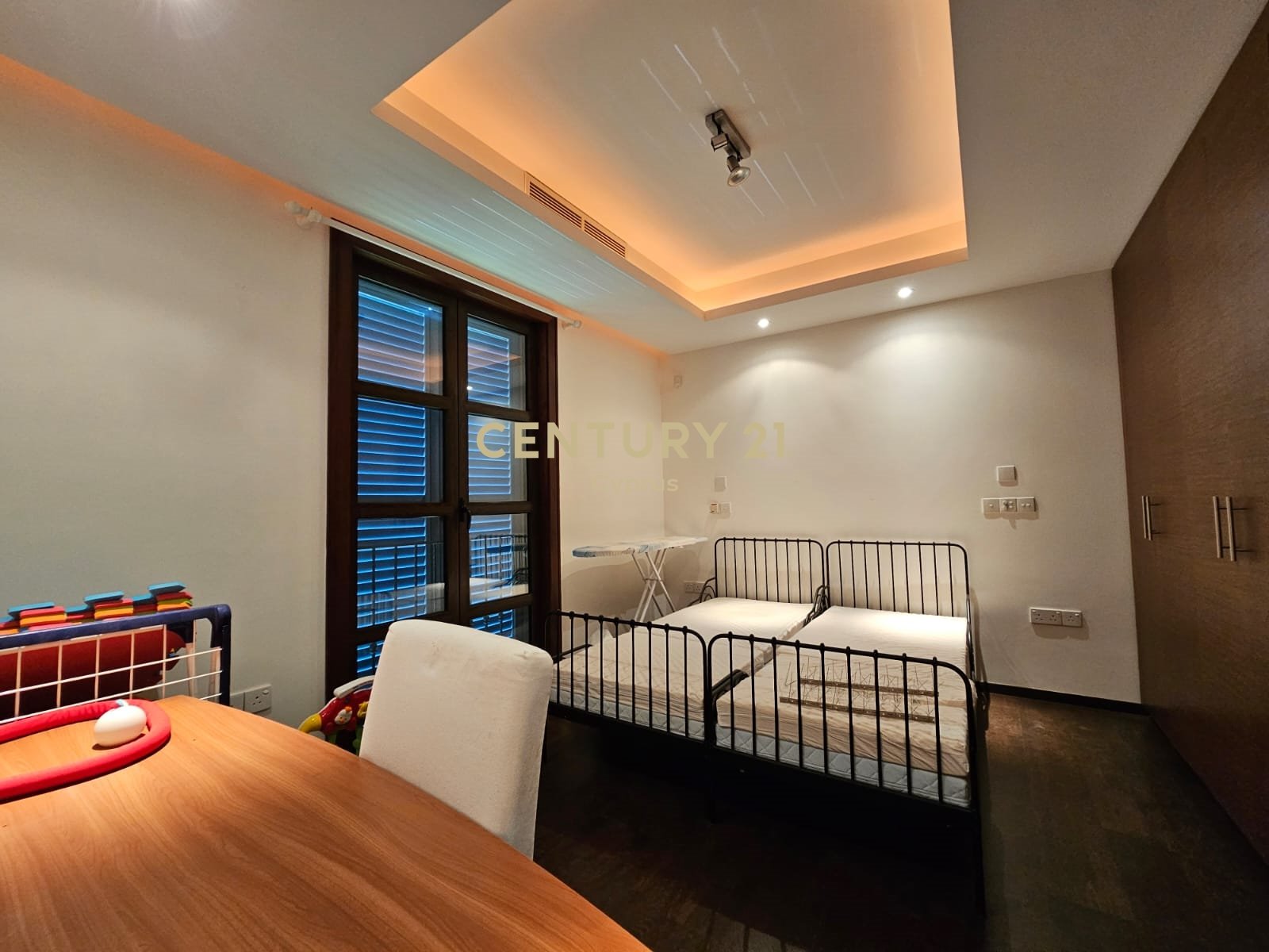 5 chambres Villa à Pyrgos, Limassol, Chypre No. 6025