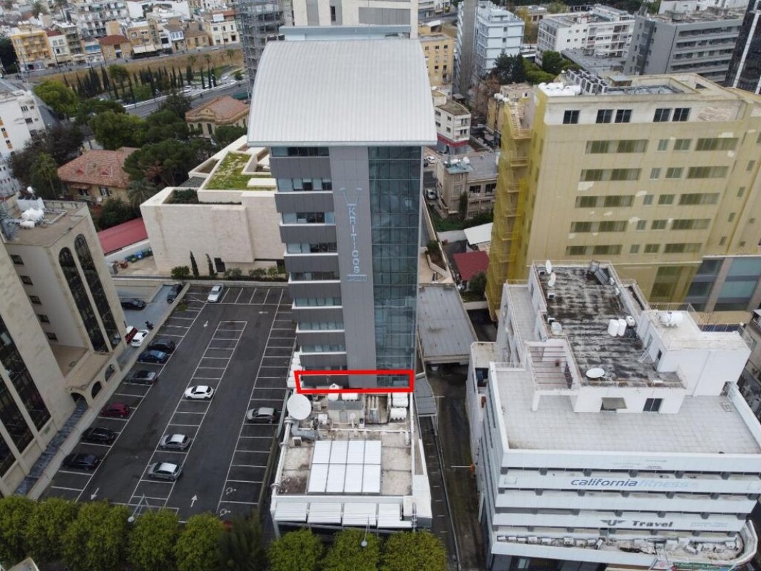 224m2 Local comercial en Nicosia, Chipre No. 37975