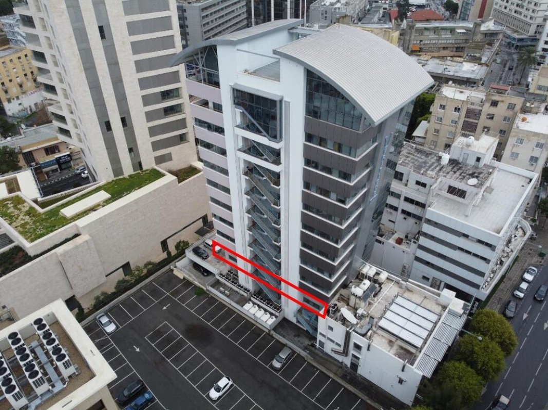 199m2 Commercial property in Nicosia, Cyprus No. 37976