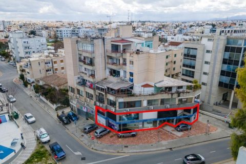 370m2 Commercial property in Nicosia,  No. 37973 2