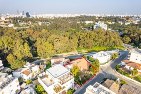 350m2 Villa in Nicosia,  No. 37977 13