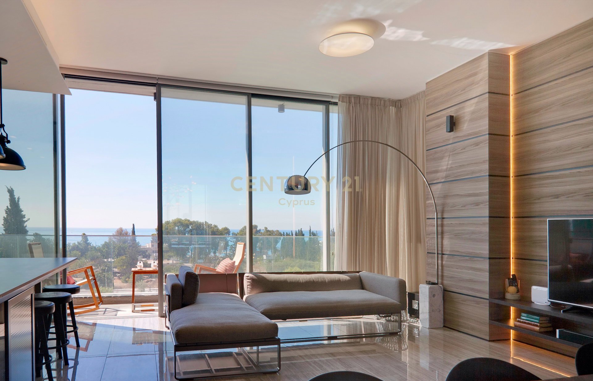3 bedrooms Apartment in Agios Tychonas, Limassol, Cyprus No. 56162