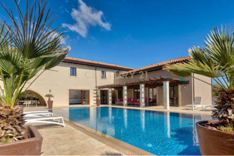 5 bedrooms Villa in Kouklia, Paphos,  No. 56159 16