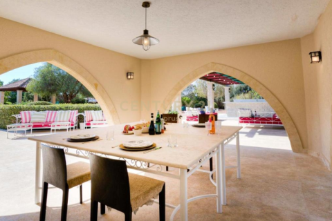 5 bedrooms Villa in Kouklia, Paphos,  No. 56159 13
