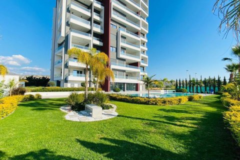 3 chambres Appartement à Mouttagiaka, Limassol,  No. 33883 25