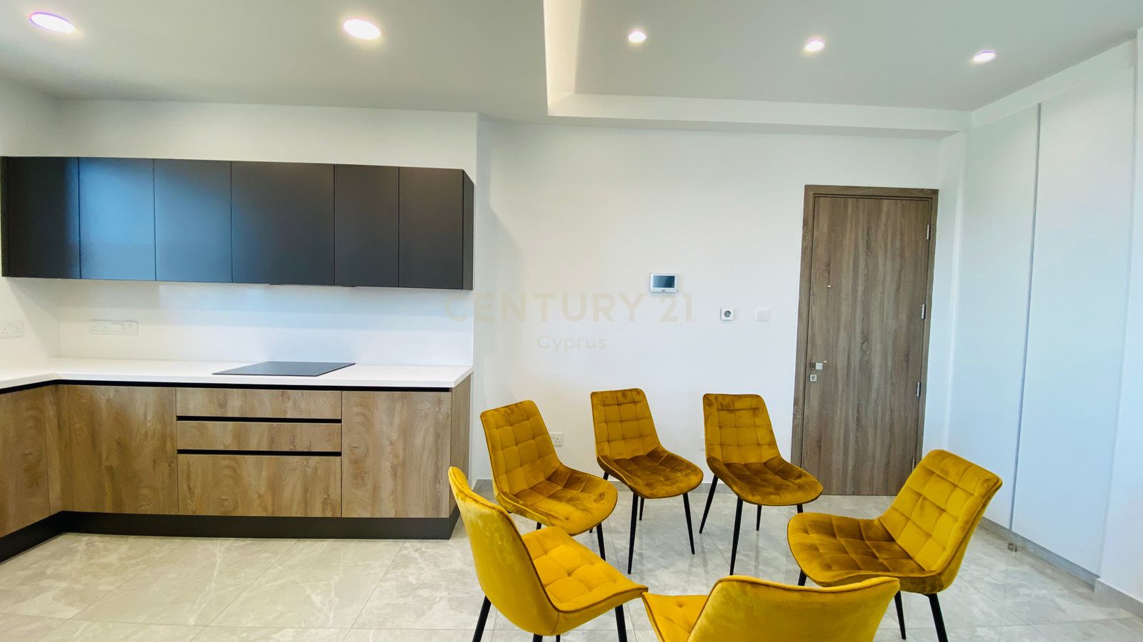 3 dormitorios Apartamento en Mouttagiaka, Limassol, Chipre No. 33883