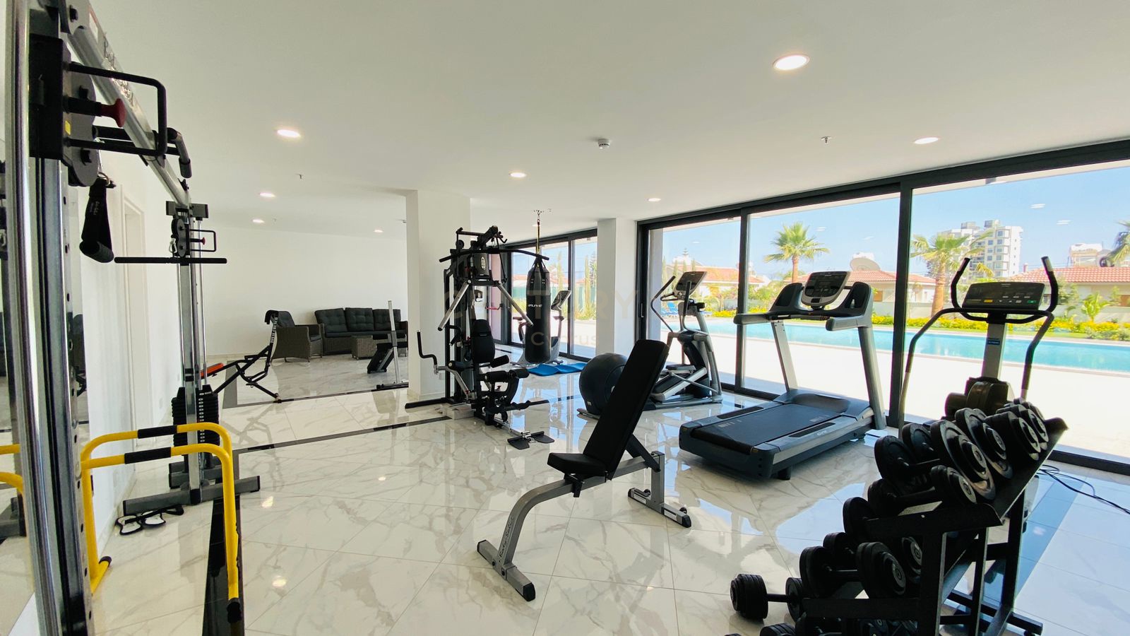 3 dormitorios Apartamento en Mouttagiaka, Limassol, Chipre No. 33883