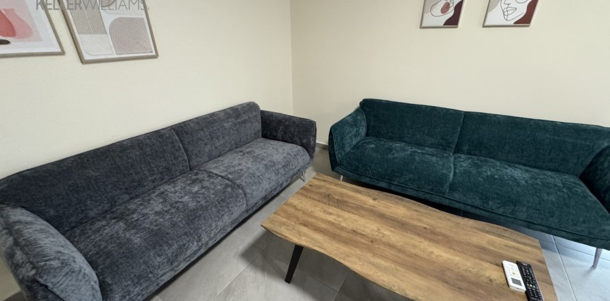 2 bedrooms Apartment in Livadia, Nicosia, No. 39610