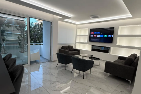 3 bedrooms Apartment in Nicosia,  No. 39615 2