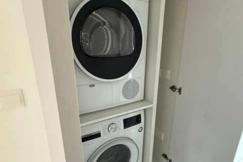 3 bedrooms Apartment in Nicosia,  No. 39615 9