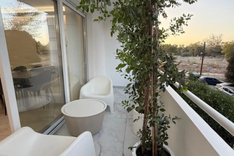 3 bedrooms Apartment in Nicosia,  No. 39615 6