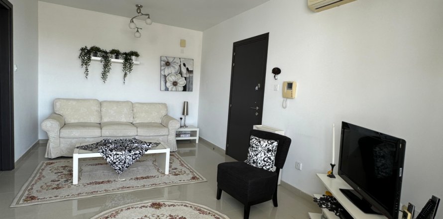 2 bedrooms Apartment in Larnaca, Larnaka,  No. 39611