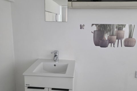 2 rooms Shop in Nicosia,  No. 39616 15