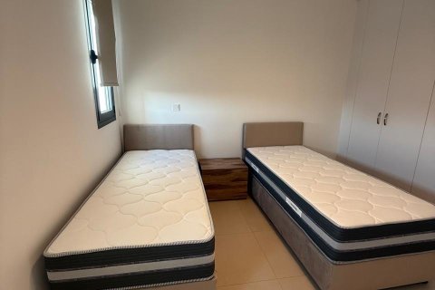 2 bedrooms Apartment in Livadia, Nicosia, No. 39612 8