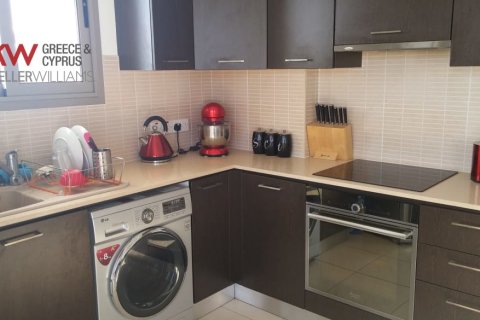 2 bedrooms Apartment in Larnaca, Larnaka,  No. 39613 7