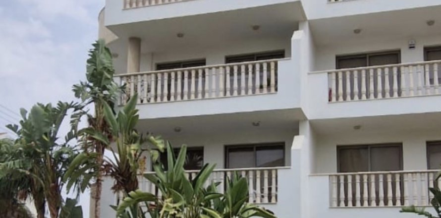 2 bedrooms Apartment in Larnaca, Larnaka,  No. 39613
