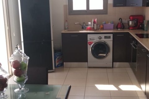 2 bedrooms Apartment in Larnaca, Larnaka,  No. 39613 6