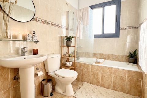 2 bedrooms Apartment in Geroskípou, Paphos,  No. 46469 13