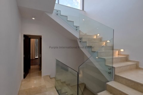 5 bedrooms Villa in Sea Caves, Pegeia, Paphos,  No. 39441 18