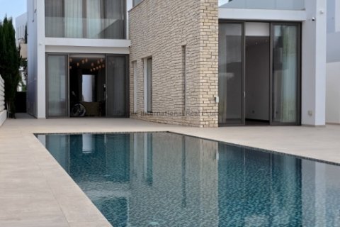 5 bedrooms Villa in Sea Caves, Pegeia, Paphos,  No. 39441 21