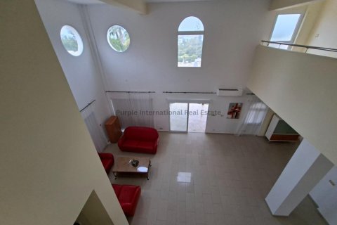 4 bedrooms Villa in Coral Bay, Pegeia, Paphos,  No. 39447 6