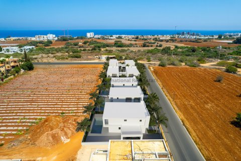 3 bedrooms Villa in Paralimni, Ammochostos, No. 39444 10