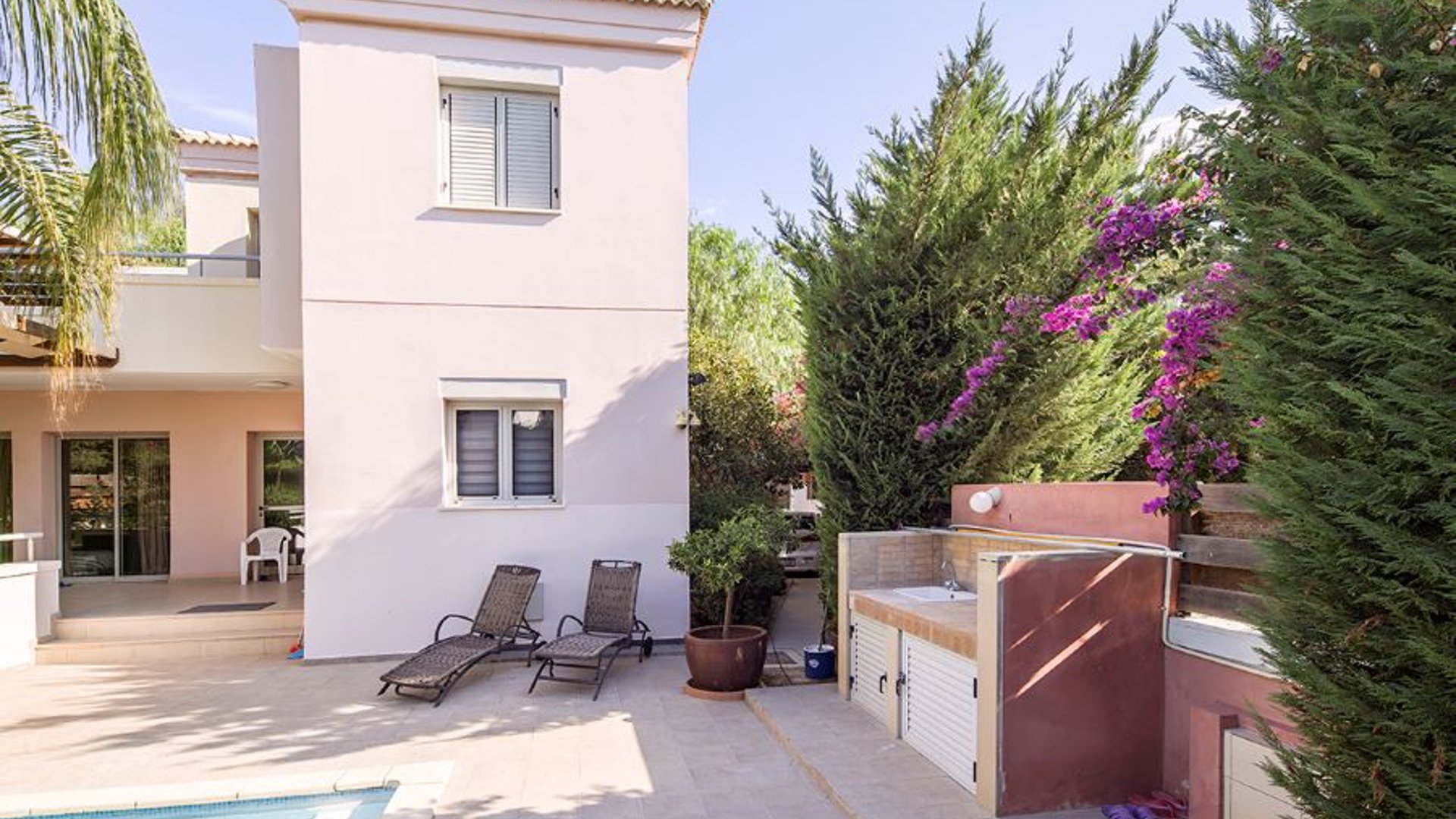 3 bedrooms Villa in Limassol, Cyprus No. 28124