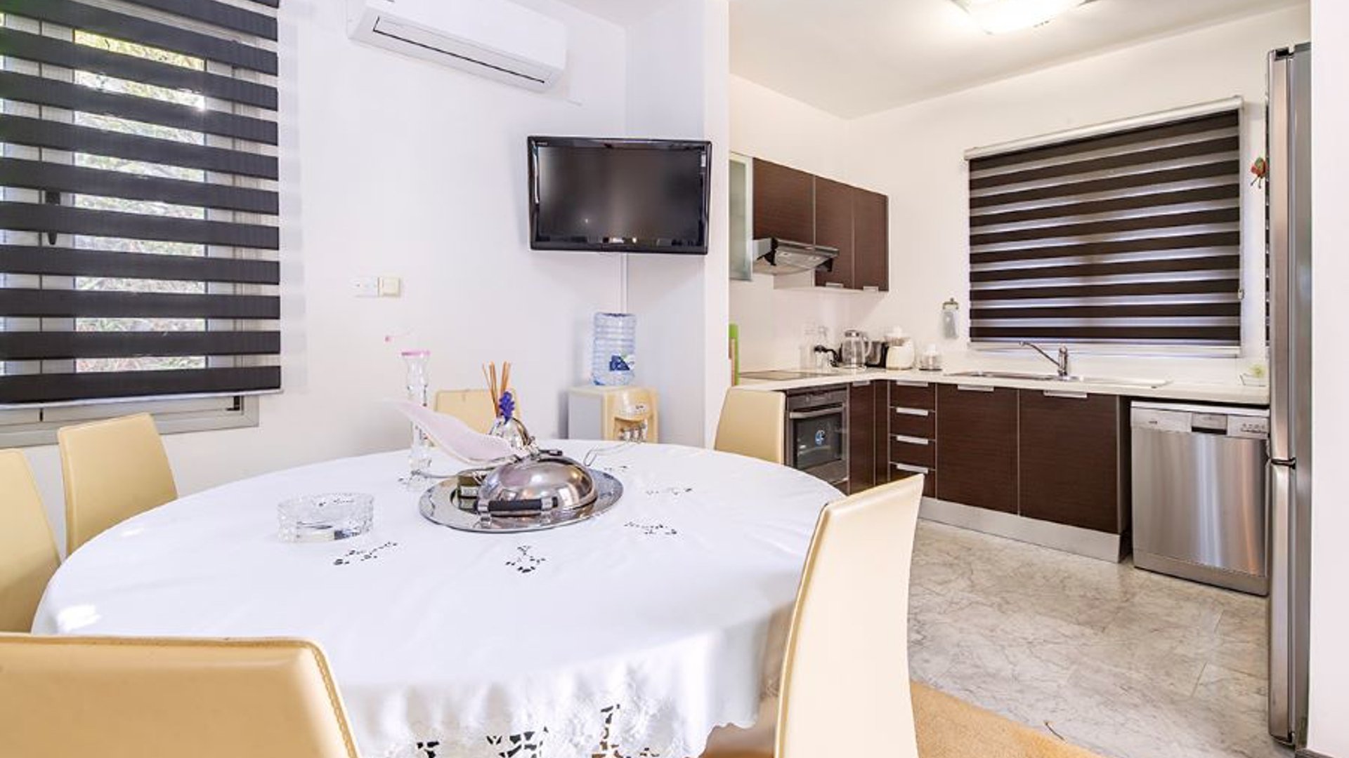 3 bedrooms Villa in Limassol, Cyprus No. 28124