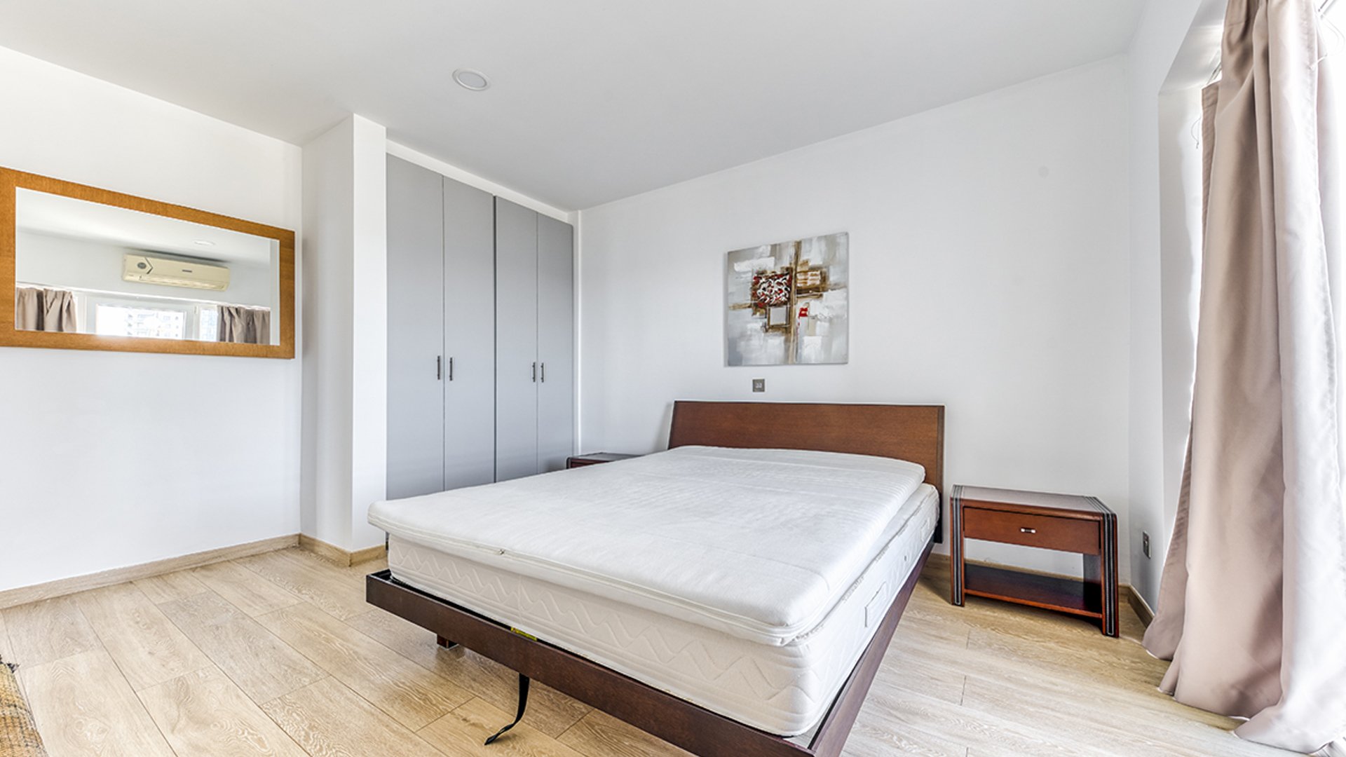 3 bedrooms Apartment in Limassol, Cyprus No. 28125