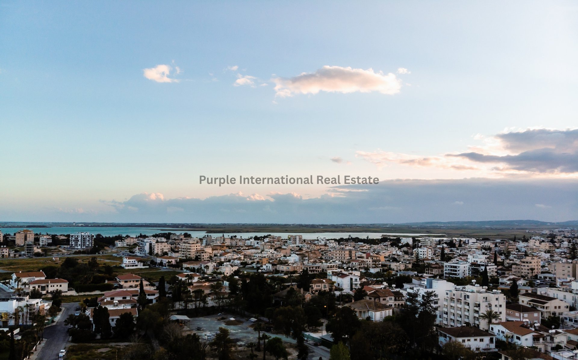 2 dormitorios Apartamento en Larnaca, Larnaka, Chipre No. 35069