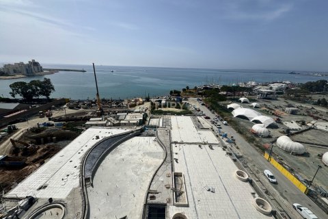3 bedrooms Apartment in Limassol,  No. 32712 15