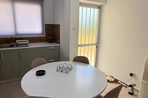 3 bedrooms Townhouse in Strovolos, Nicosia,  No. 40014 16