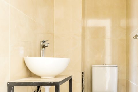 2 bedrooms Apartment in Aglandjia, Nicosia,  No. 40252 13