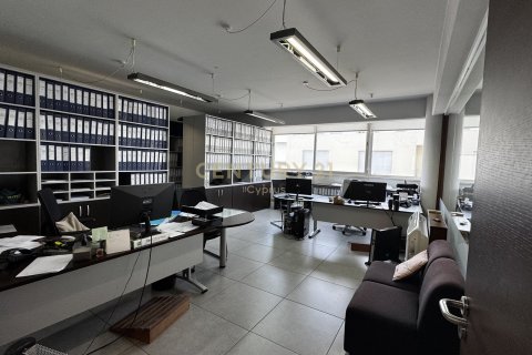 Офис 500м2 в Агиос Иоаннис, Лимассол, Лимасол, № 53911 3
