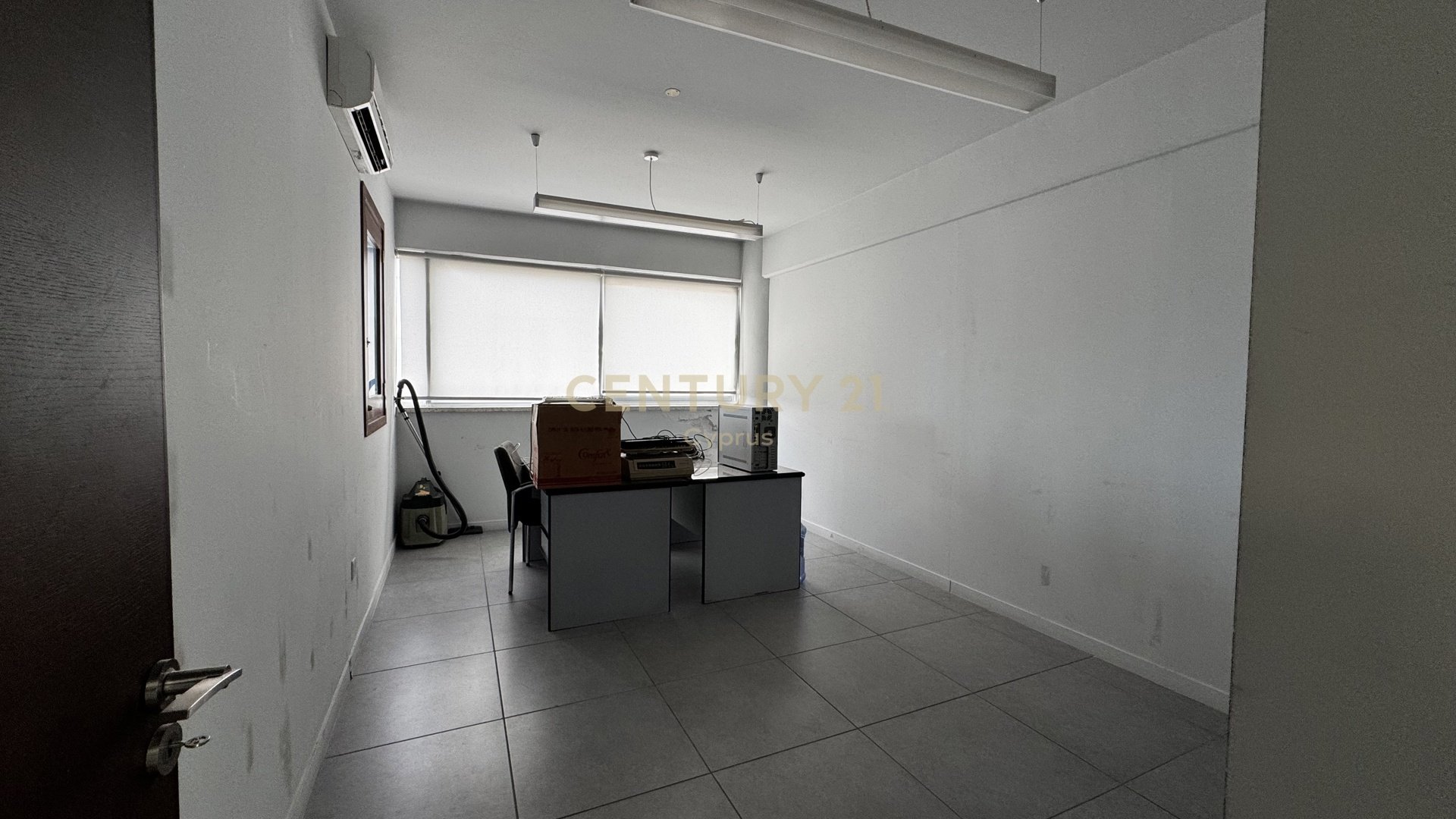 500m2 Office in Agios Ioannis, Limassol, Cyprus No. 53911