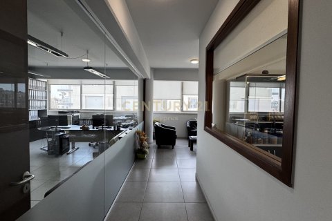 Офис 500м2 в Агиос Иоаннис, Лимассол, Лимасол, № 53911 4