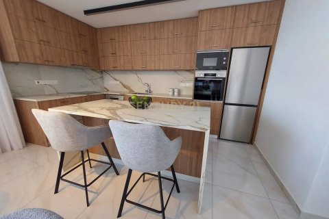 3 bedrooms Penthouse in Mesa Geitonia, Limassol, No. 53913 4