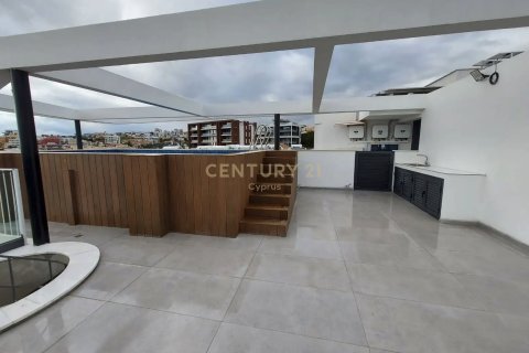 3 bedrooms Penthouse in Mesa Geitonia, Limassol, No. 53913 13